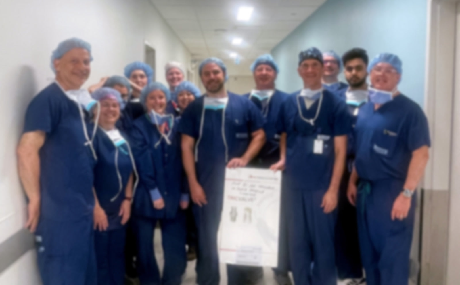 Pourquoi les Cliniques Devraient Adopter des Uniformes Personnalisés et Harmonisés